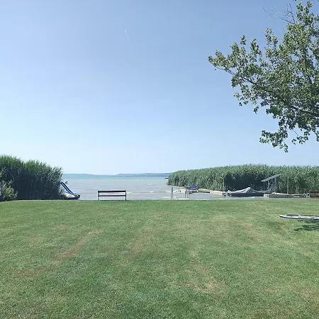 Waterfront Апартаменты *